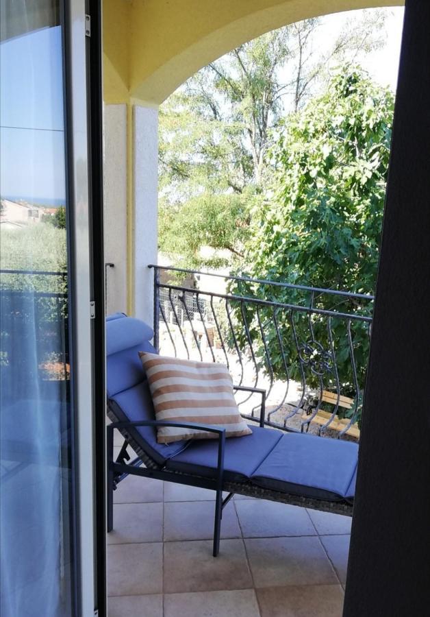 Apartment Laetitia Kastelir Exterior photo